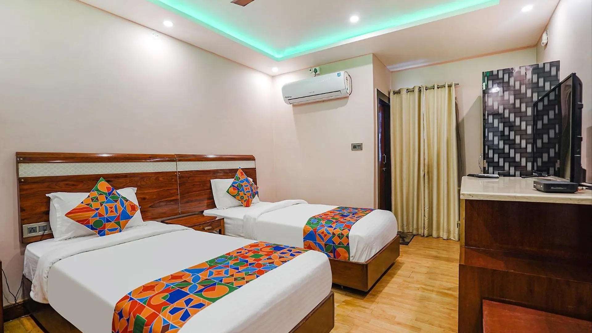 *** Szálloda Fabhotel Prime Stay Inn I Váránaszi India